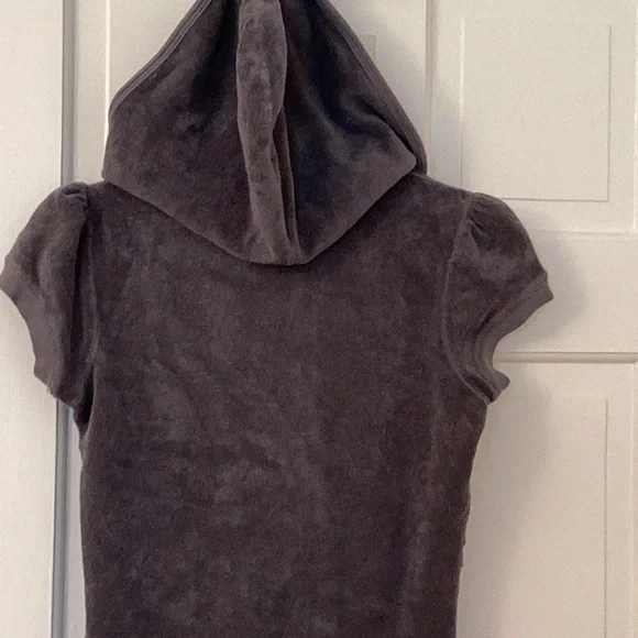 In good condition grey Juicy Couture terry top - Picture 4 of 5
